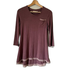 LOGO Lori Goldstein Womens Crochet Trim Tunic Top Blouse Size S Pocket Purple